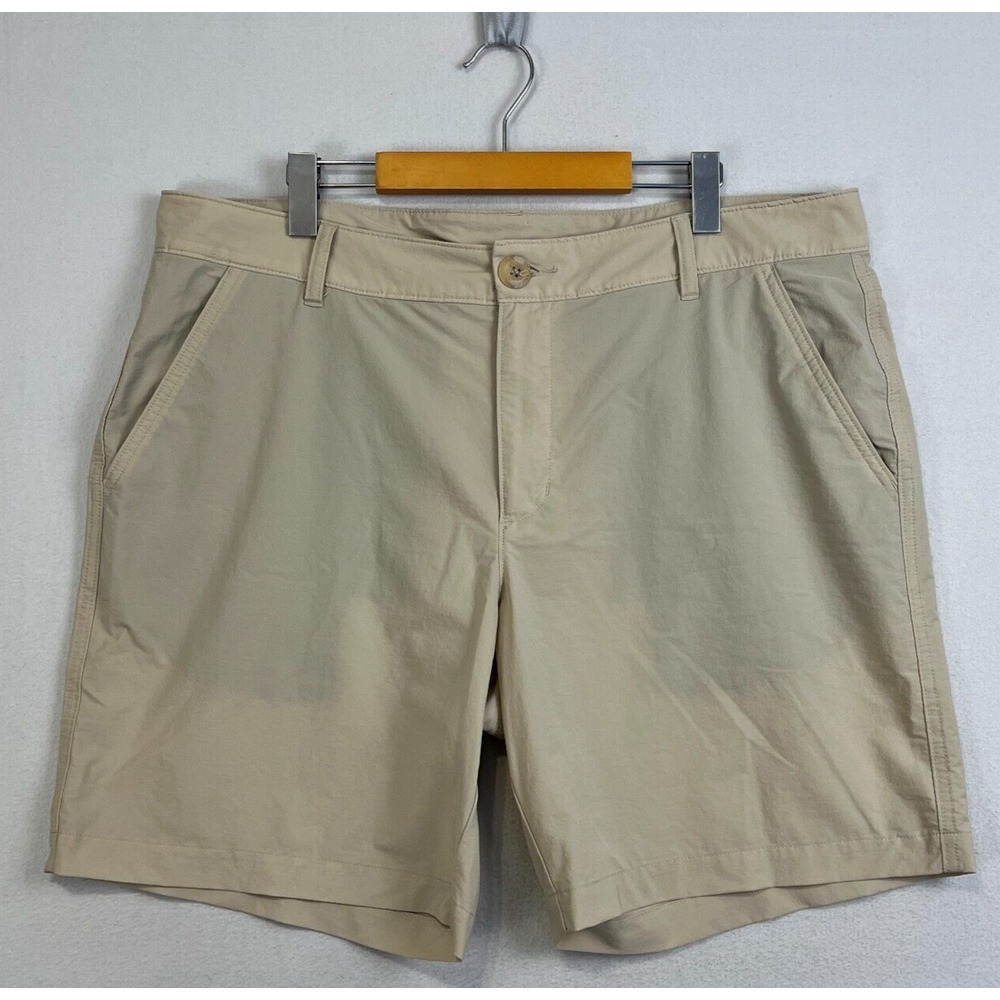 COLUMBIA Shorts Mens 38‎ Tan Lightweight Stretch Nylon 8" Length Quick Dry